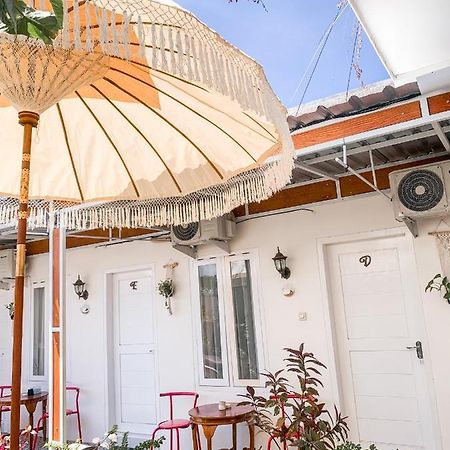 Tropical Paradiso Homestay Banyuwangi  Exterior photo